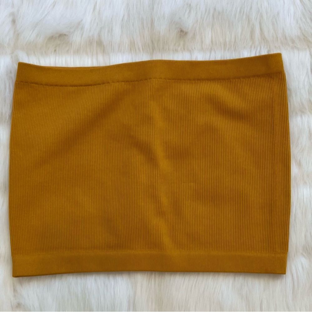Bozzolo NWT Ribbed Tube Top (S/M)